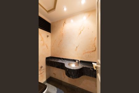 Apartamento para alugar com 177m², 3 quartos e 3 vagasLavabo