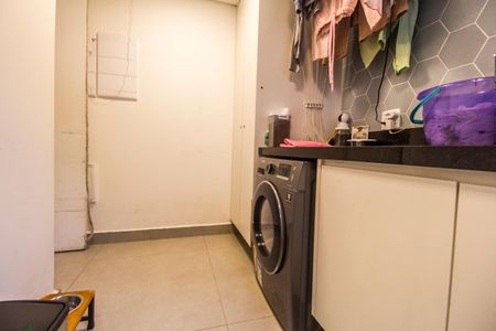 Casa de condomínio para alugar com 270m², 4 quartos e 4 vagasÁrea de Serviço