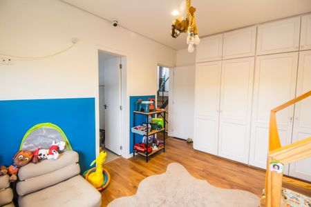 Casa de condomínio para alugar com 270m², 4 quartos e 4 vagasQuarto 1