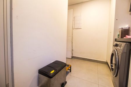 Casa de condomínio para alugar com 270m², 4 quartos e 4 vagasÁrea de Serviço
