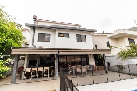 Casa de condomínio para alugar com 270m², 4 quartos e 4 vagasFachada