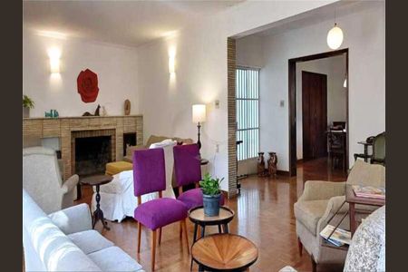 Casa à venda com 3 quartos, 357m² em Campo Belo, São Paulo