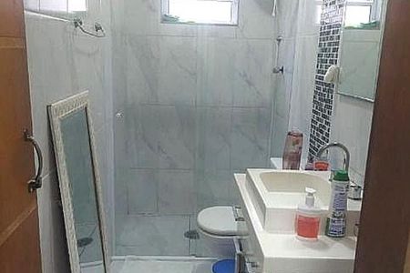 Casa à venda com 2 quartos, 145m² em Santa Maria, Santo André