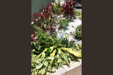 Casa à venda com 210m², 3 quartos e 5 vagas