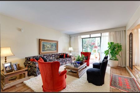 Casa à venda com 4 quartos, 358m² em Chácara Santo Antônio (Zona Sul), São Paulo