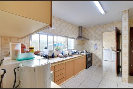 Casa à venda com 4 quartos, 358m² em Chácara Santo Antônio (Zona Sul), São Paulo