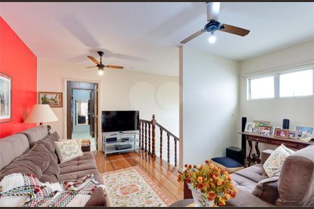 Casa à venda com 4 quartos, 358m² em Chácara Santo Antônio (Zona Sul), São Paulo