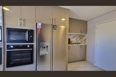 Apartamento à venda com 130m², 3 quartos e 3 vagas