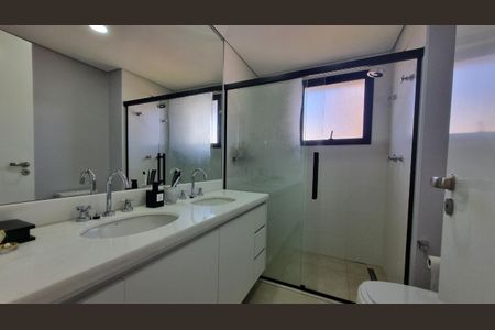 Apartamento à venda com 130m², 3 quartos e 3 vagas