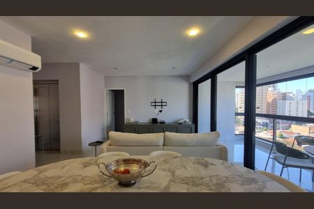 Apartamento à venda com 3 quartos, 130m² em Cambuí, Campinas