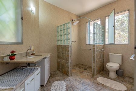 Casa à venda com 4 quartos, 258m² em Sumaré, São Paulo