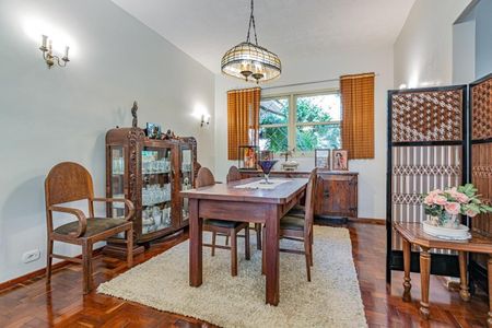 Casa à venda com 4 quartos, 258m² em Sumaré, São Paulo