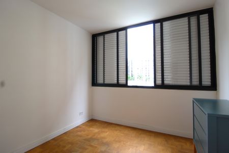 Apartamento à venda com 105m², 3 quartos e 1 vagaQuarto 1