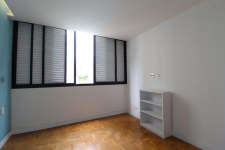 Apartamento à venda com 105m², 3 quartos e 1 vagaSuíte