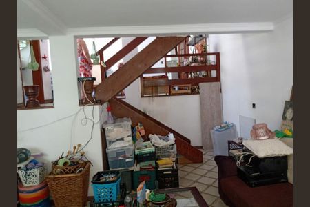 Casa à venda com 3 quartos, 151m² em Jardim Bonfiglioli, São Paulo