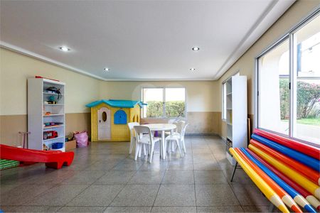 Apartamento à venda com 3 quartos, 100m² em Indianópolis, São Paulo