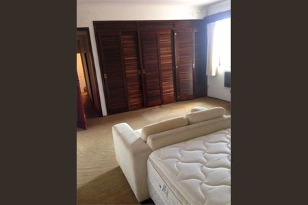 Casa à venda com 4 quartos, 160m² em Jardim Celeste, São Paulo