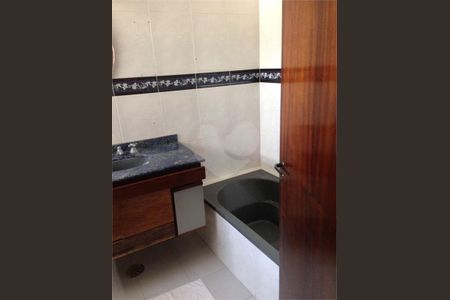 Casa à venda com 4 quartos, 160m² em Jardim Celeste, São Paulo