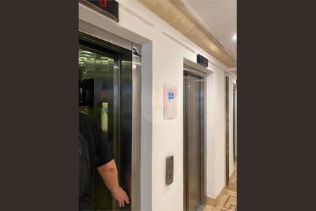 Apartamento à venda com 40m², 1 quarto e 1 vaga