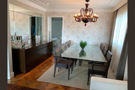 Apartamento à venda com 179m², 3 quartos e 3 vagas