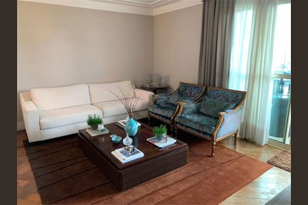 Apartamento à venda com 179m², 3 quartos e 3 vagas