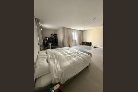 Casa à venda com 4 quartos, 408m² em Brooklin, São Paulo