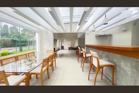 Apartamento à venda com 2 quartos, 70m² em Indianópolis, São Paulo