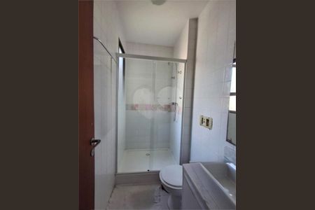 Apartamento à venda com 70m², 2 quartos e 1 vaga