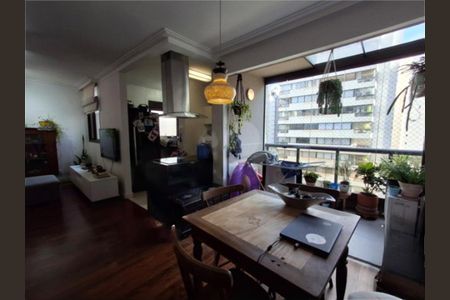 Apartamento à venda com 2 quartos, 70m² em Moema, São Paulo