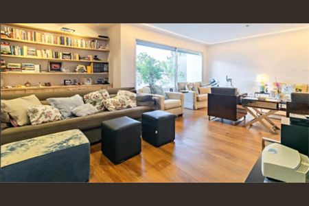 Casa à venda com 4 quartos, 410m² em Jardim Europa, São Paulo