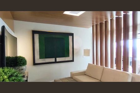 Apartamento à venda com 69m², 2 quartos e 1 vaga