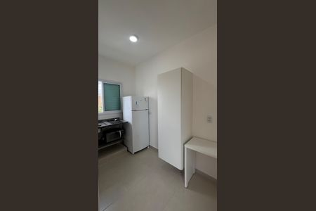 Quarto - Cozinha de apartamento para alugar com 1 quarto, 14m² em Vila São Pedro, Santo André
