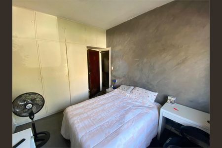 Casa à venda com 3 quartos, 220m² em Vila Nova Conceição, São Paulo