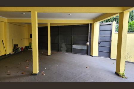 Casa à venda com 256m², 3 quartos e 10 vagas