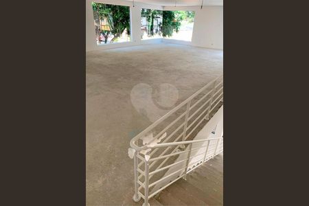 Casa à venda com 3 quartos, 300m² em Vila Prudente, São Paulo