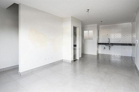 Casa à venda com 3 quartos, 160m² em Vila Canero, São Paulo