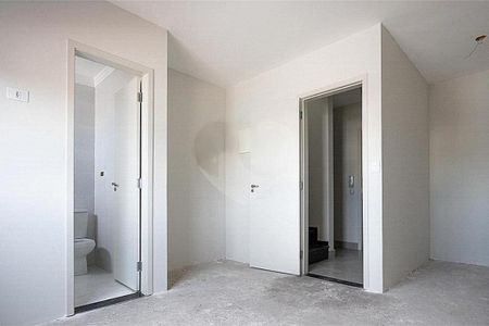 Casa à venda com 3 quartos, 160m² em Vila Canero, São Paulo