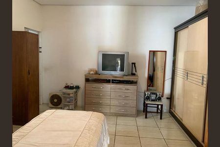 Casa à venda com 2 quartos, 250m² em Indianópolis, São Paulo