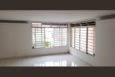 Casa à venda com 3 quartos, 451m² em Indianópolis, São Paulo