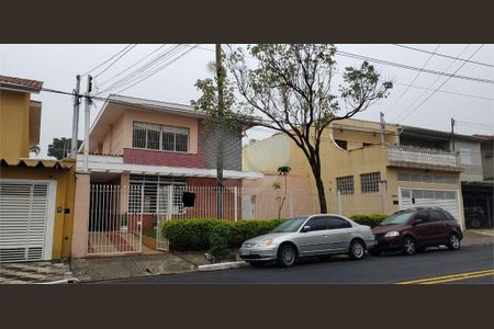 Casa à venda com 451m², 3 quartos e 6 vagas