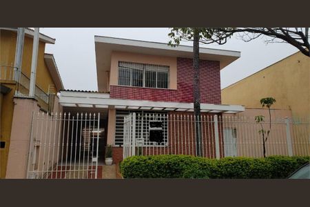 Casa à venda com 451m², 3 quartos e 6 vagas