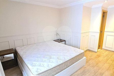 Apartamento à venda com 130m², 2 quartos e 2 vagas