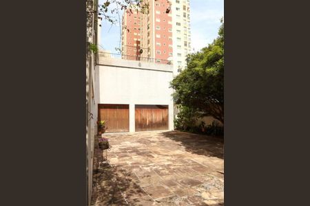 Casa à venda com 685m², 3 quartos e 4 vagas
