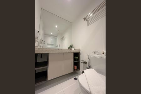 Studio para alugar com 25m², 1 quarto e sem vaga Studio para alugar com 25m², 1 quarto e sem vagaBanheiro