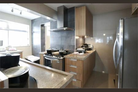 Apartamento à venda com 2 quartos, 96m² em Vila Nova Conceição, São Paulo