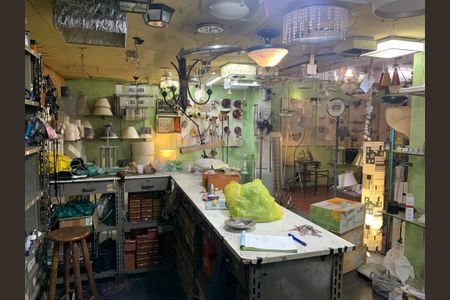 Casa à venda com 2 quartos, 160m² em Indianópolis, São Paulo