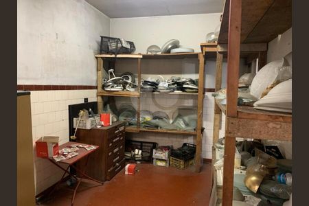 Casa à venda com 2 quartos, 120m² em Moema, São Paulo