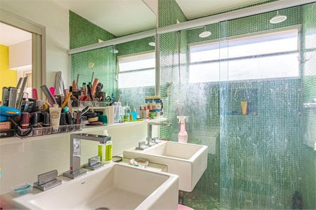 Apartamento à venda com 3 quartos, 164m² em Santa Cecilia, São Paulo