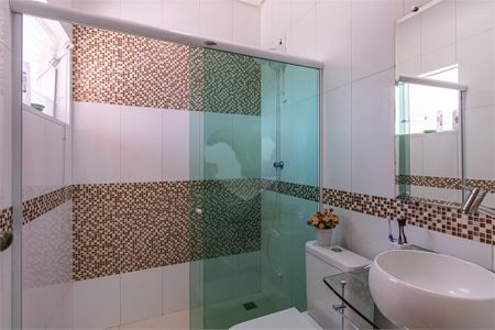 Casa à venda com 4 quartos, 252m² em Vila Dom Pedro II, São Paulo