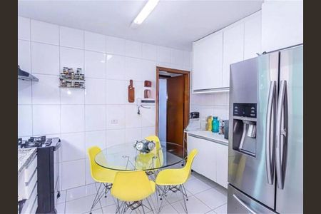 Casa à venda com 3 quartos, 140m² em Vila Baruel, São Paulo